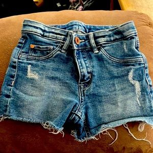 H&M destructed denim Shortie shorts size 7-8